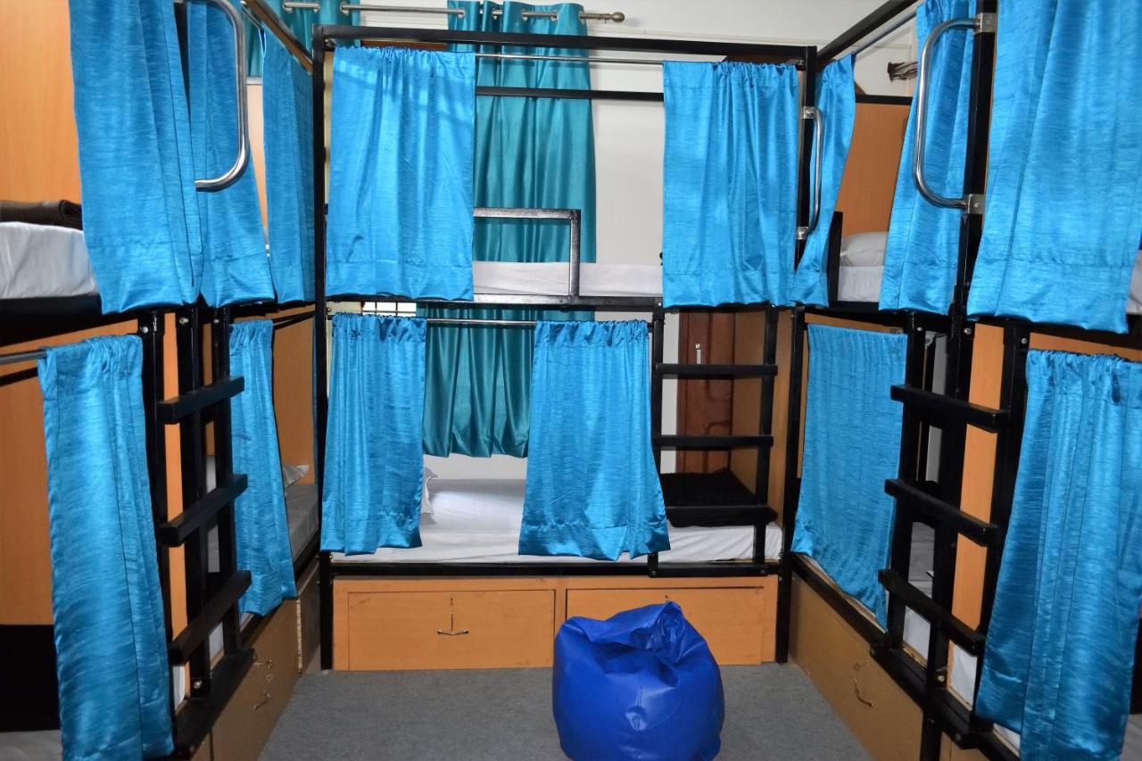 Хостел Bunkmates Нью-Дели Экстерьер фото