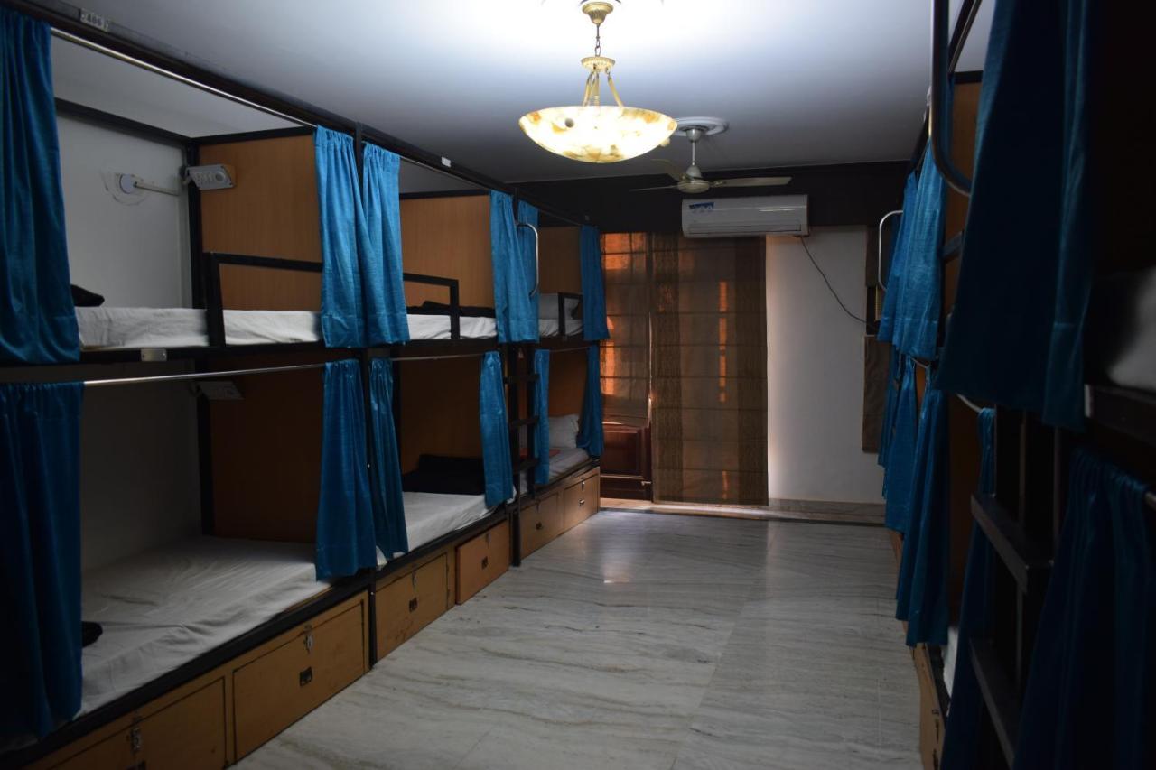 Хостел Bunkmates Нью-Дели Экстерьер фото