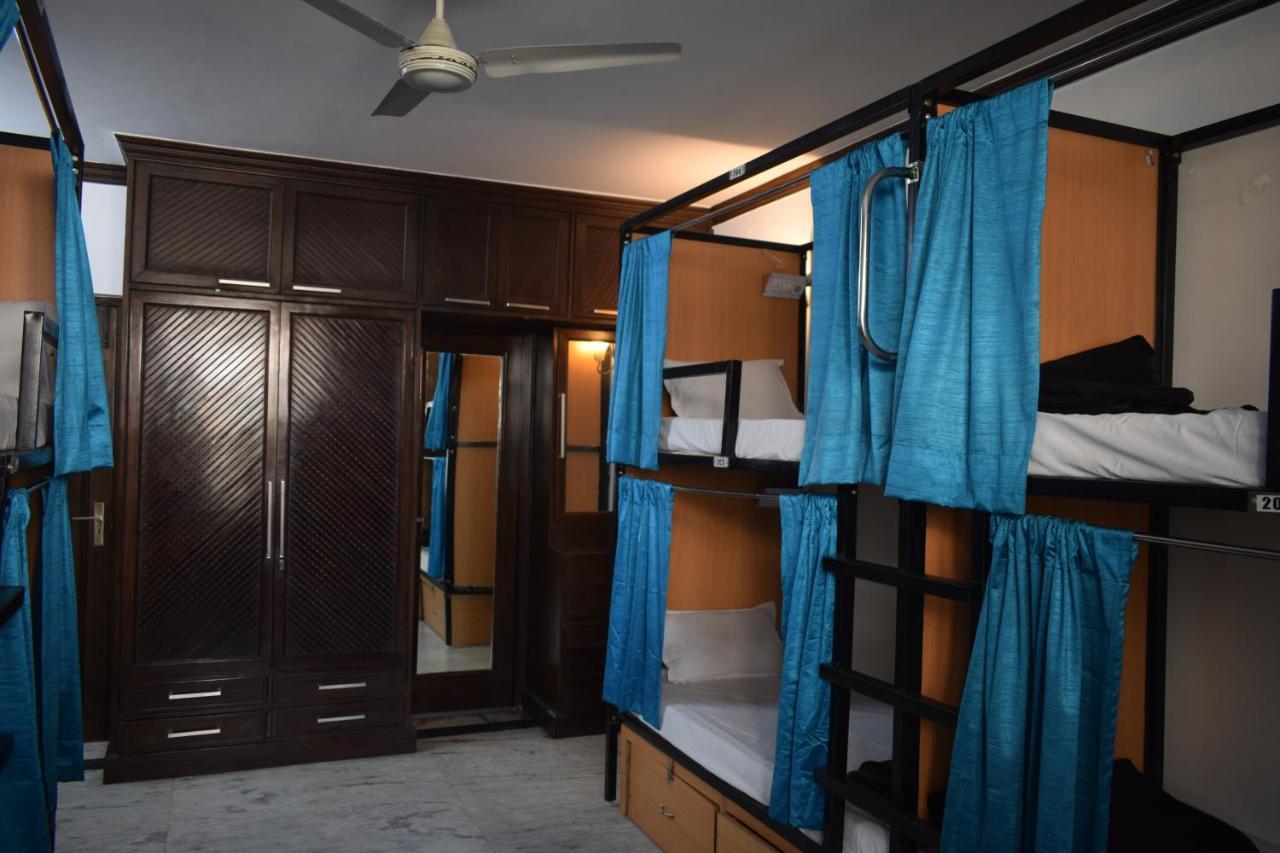 Хостел Bunkmates Нью-Дели Экстерьер фото